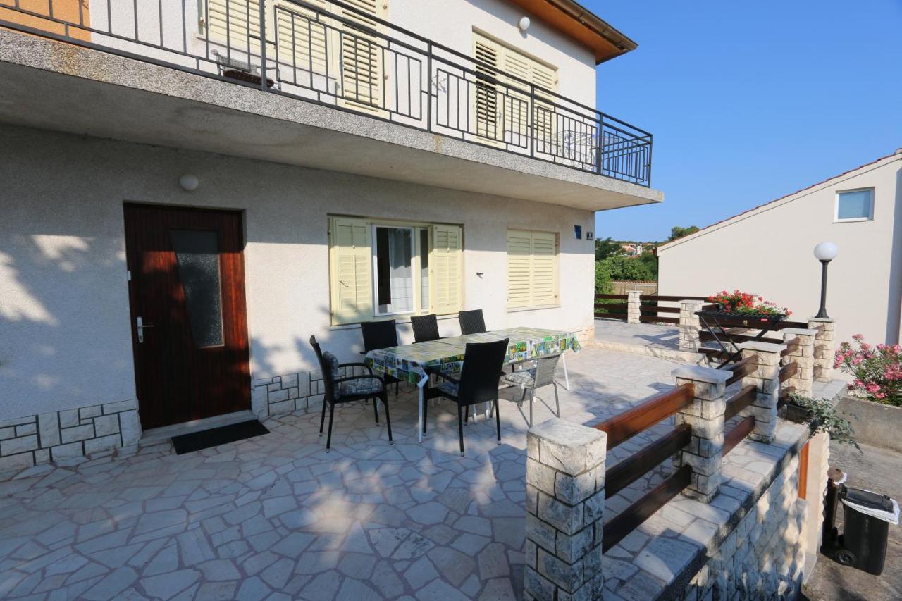 Apartment Slavica Šilo Buitenkant foto