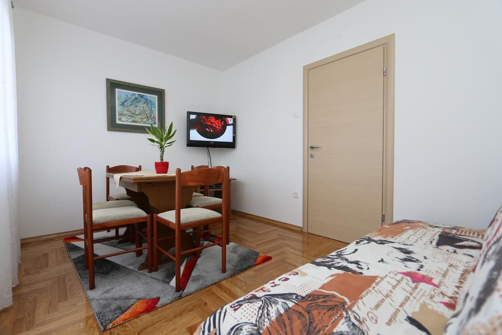 Apartment Slavica Šilo Buitenkant foto